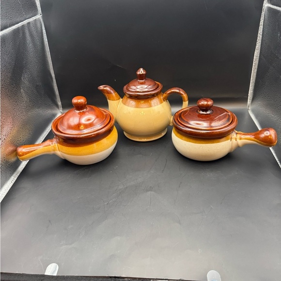 Vintage Brown and Tan Teapot And Two Bowls With Handles And Lids Stoneware Set - Picture 2 of 14